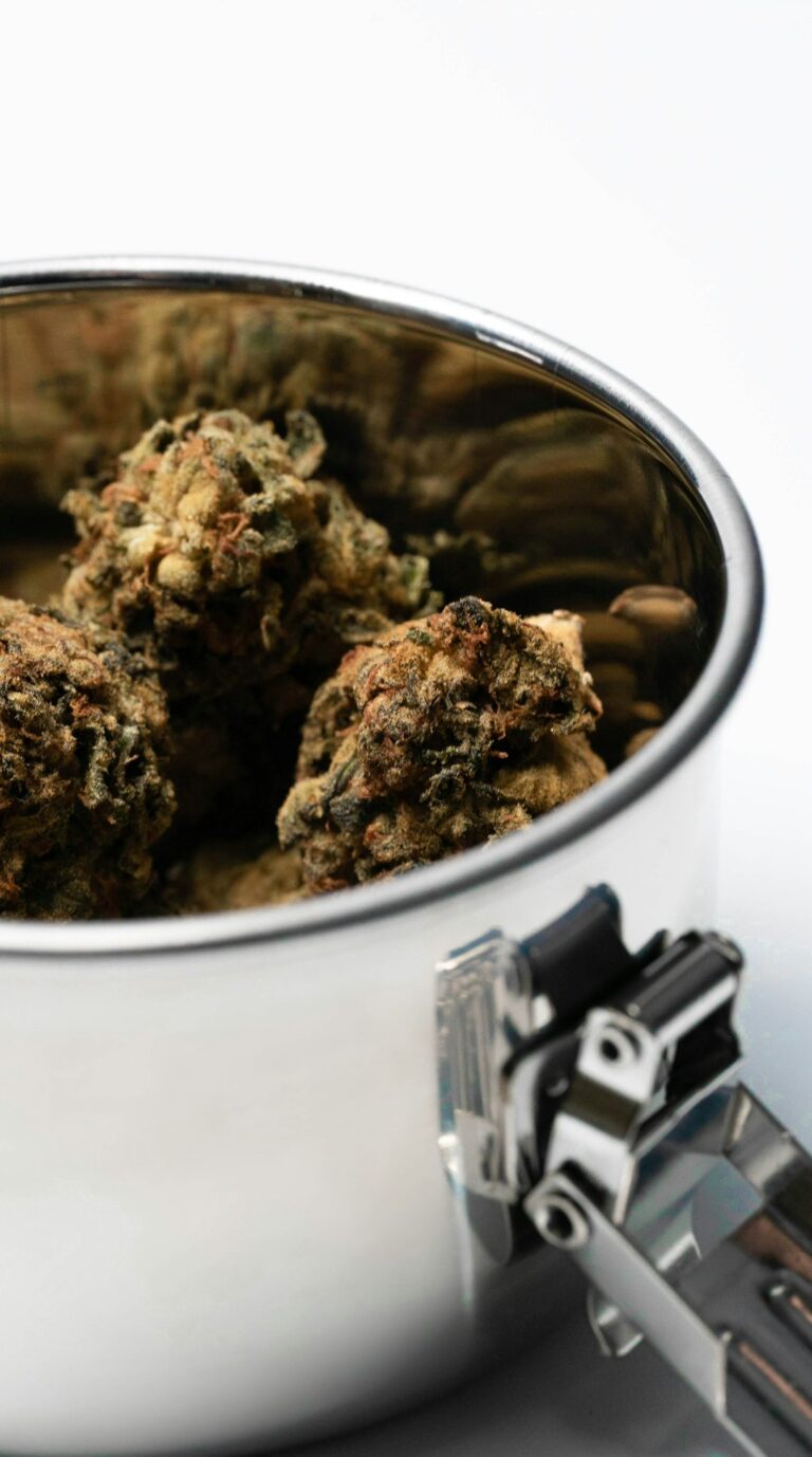 Покупка и доставка семян технической конопли по России